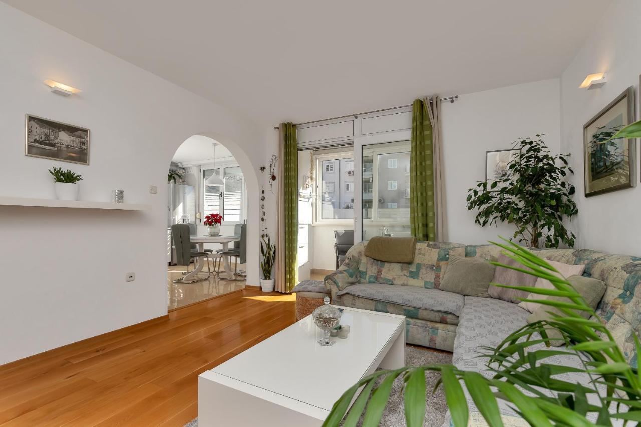 Apartment Marina มาคาร์สกา ภายนอก รูปภาพ